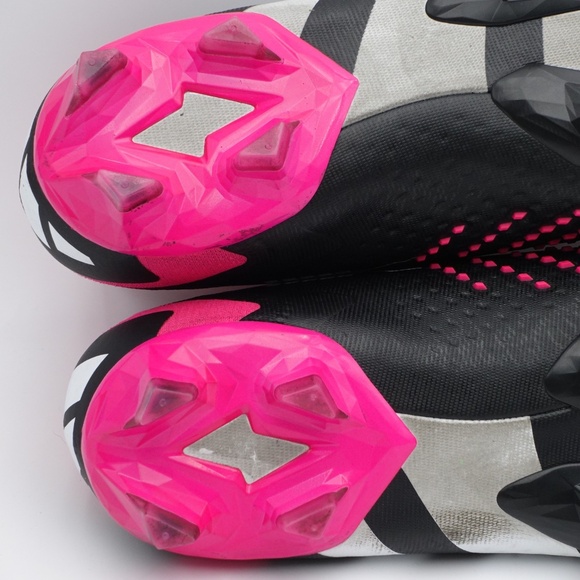 NEW Size 11 Men's adidas Predator Accuracy.1 FG Soccer Cleats GW4569 Core Black - Picture 11 of 13